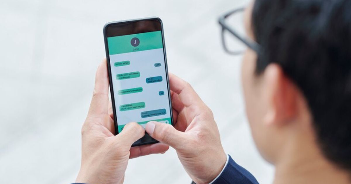 Cos'è un risponditore automatico Whatsapp